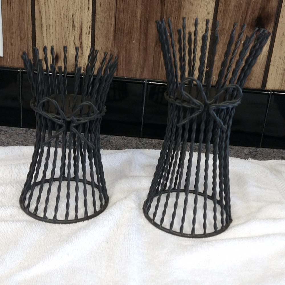Rustic candle holder